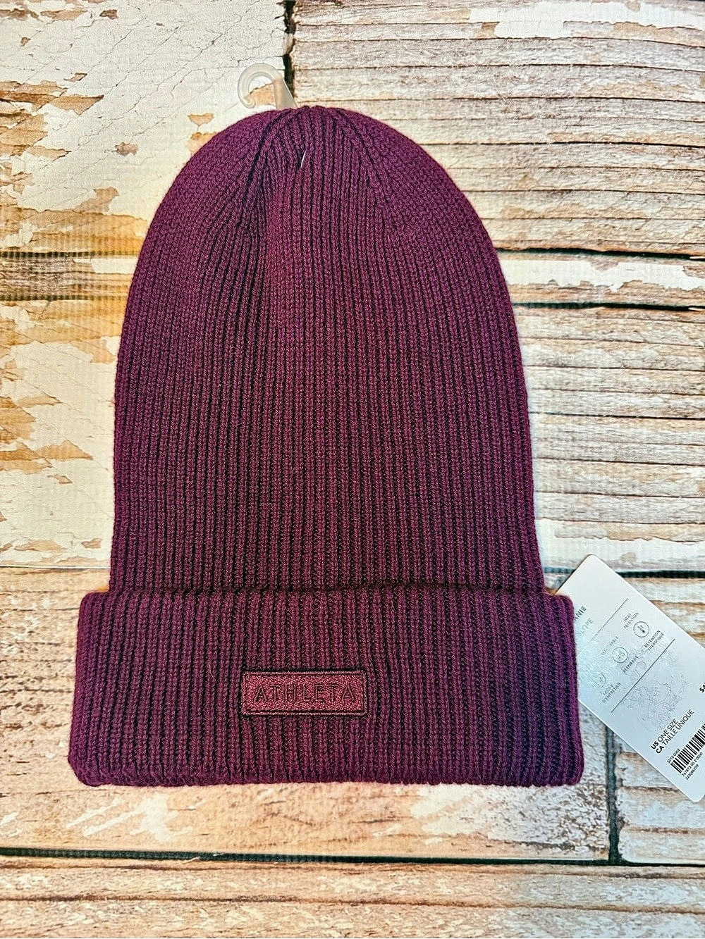 Aritzia Ribbed Beanie in Purple NWT